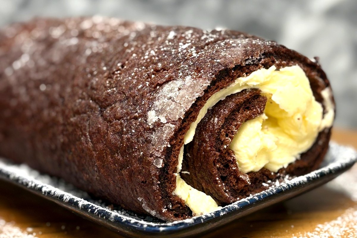 Chocolate swiss roll